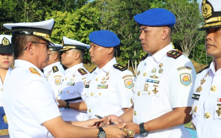 Danlantamal IV Batam Laksma TNI Kemas M. Ikhwan Madani saat sertijab 