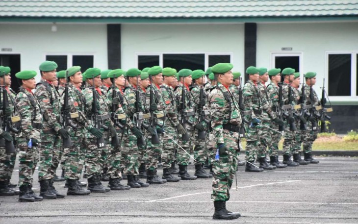 Upacara bendera prajurit Korem 023/KS
