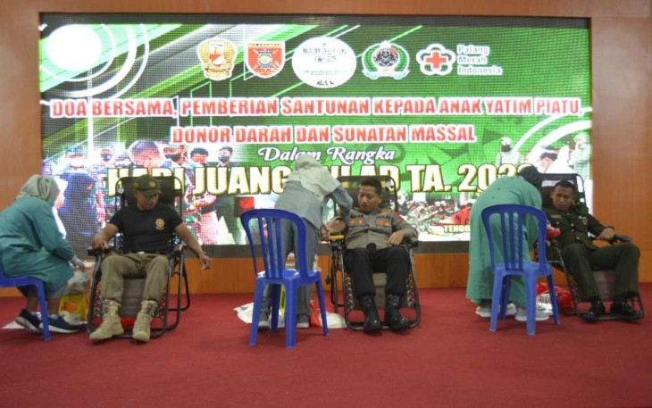 Donor darah Hari Juang TNI AD prajurit Kodim 0906 Kutai Kartanegara 