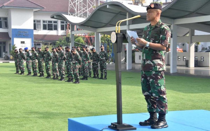 Upacara bendera 17-an Kolinlamil, Senin (19/12)