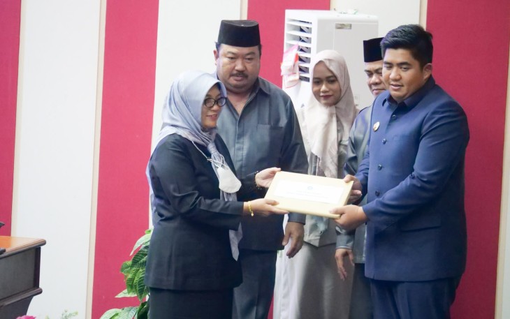 Rapat Paripurna DPRD Bintan Sahkan Ranperda Pengelolaan Keuangan Daerah