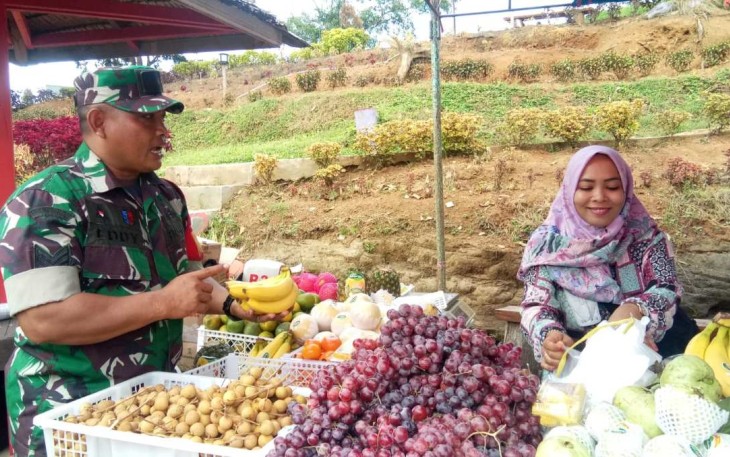 Bazar produk UMKM wilayah desa binaan