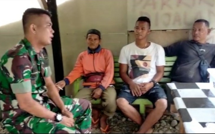 Praka Andri Kurniawan saat komsos bersama warga binaannya