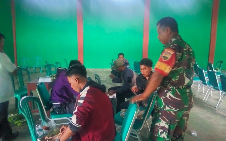 Aktif komsos jelang pergantian tahun baru di wilayah binaan 