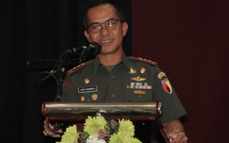 Dandim 0833/Kota Malang Letkol Kav Heru Wibowo Sofa 