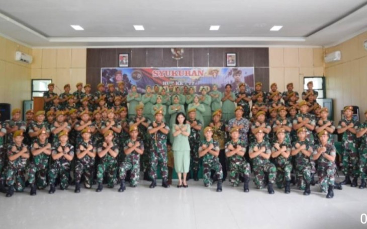 HUT Armed Ke-77 Yonarmed 12 Kostrad 