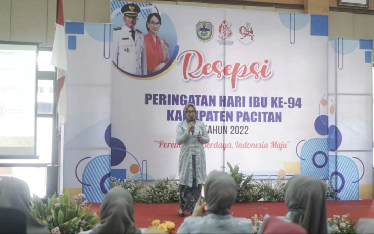 Ketua Persit KCK Cabang XV Kodim 0801 Pacitan