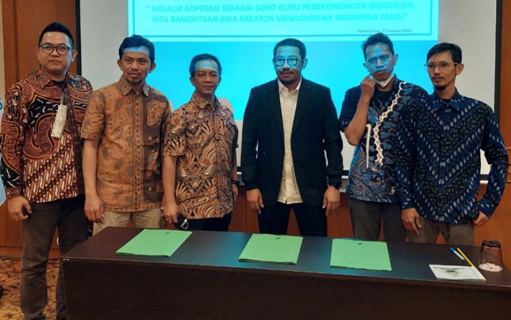 Pembentukan KJKS di Hotel Sultan Jakarta, Sabtu (22/1/2022).