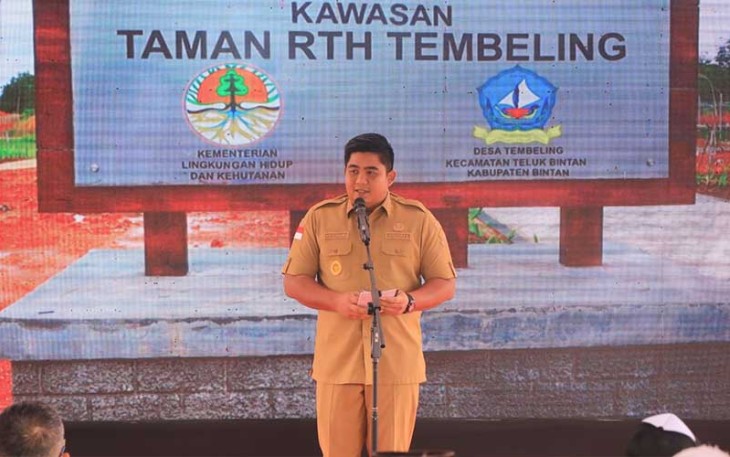 Bupati Bintan Roby Kurniawan saat Resmikan Taman RTH Tembeling Tanjung