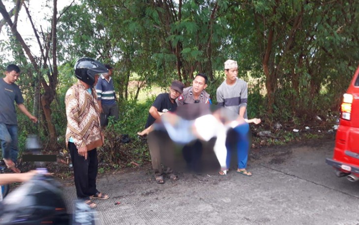 Satlantas Polresta Tangerang saat Evakuasi Korban