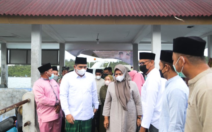 Plt Bupati Bintan Roby Kurniawan saat Safari Ramadhan ke Desa Mantang Besar, Kecamatan Mantang, Selasa (05/04).