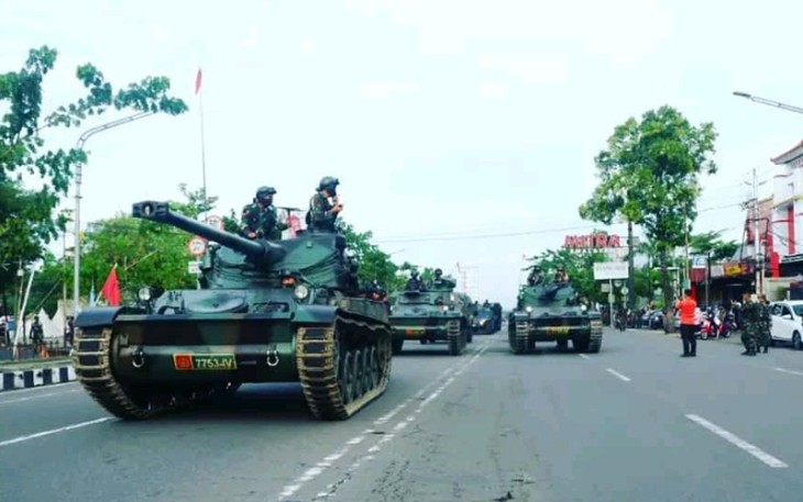 Aksi latihan tempur kota prajurit Kodam IV Diponegoro, di wilayah Kabupaten Karanganyar.