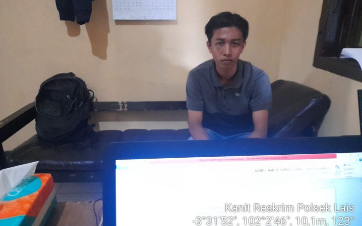 Tersangka saat diamankan