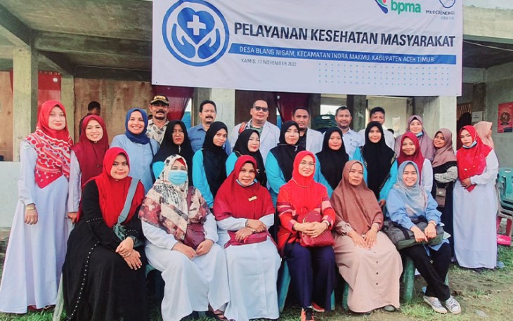 Foto bersama saat kegiatan