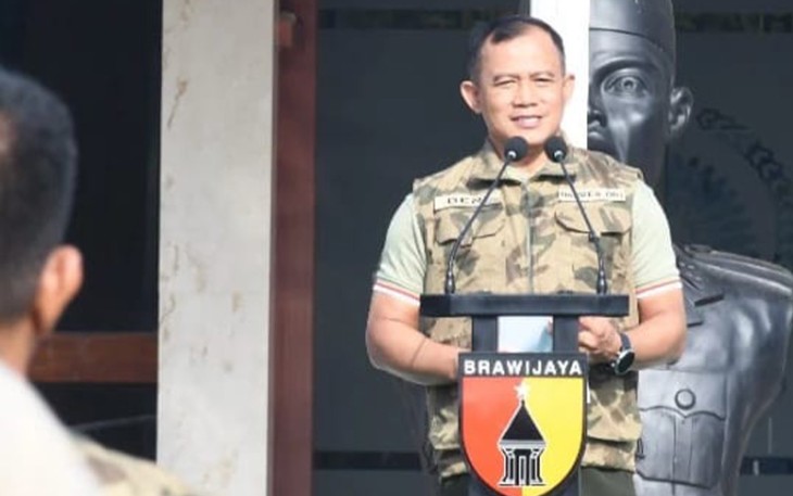 Danrem 081/DSJ, Kolonel Inf Deni Rejeki saat bertindak sebagai Irup 