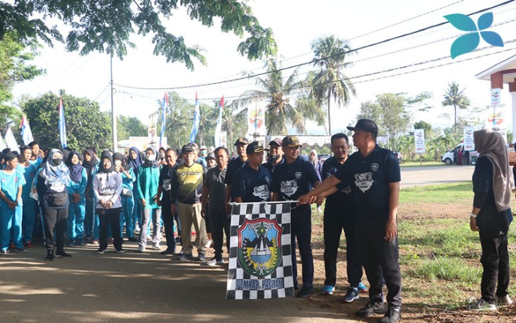  Dandim 0801/Pacitan saat Hadiri Jalan Sehat