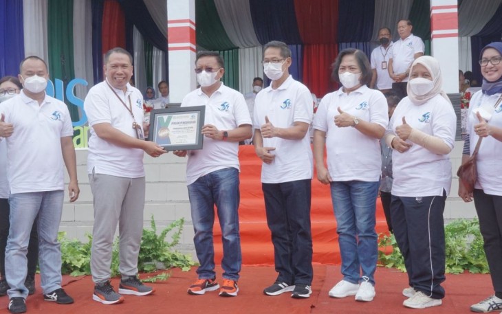 Walikota dan Wakil Walikota Bitung saat menghadiri acara kegiatan BPJS kesehatan