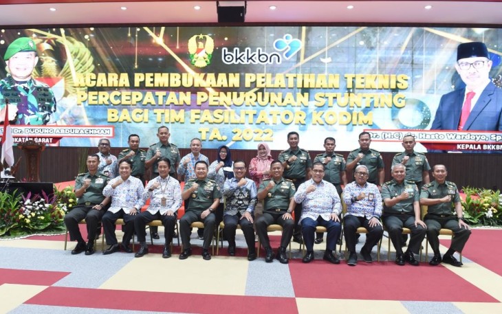 Foto bersama usai acara