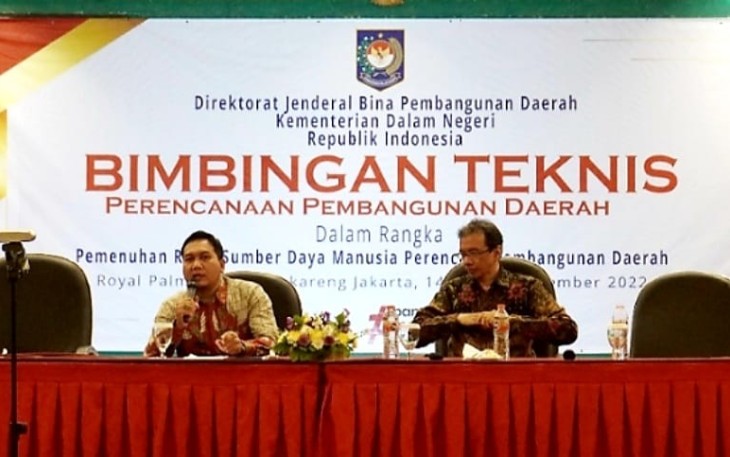 Ditjen Bina Pembangunan Daerah Kemendagri saat Gelar Bimtek  di Royal Palm Hotel Jakarta.