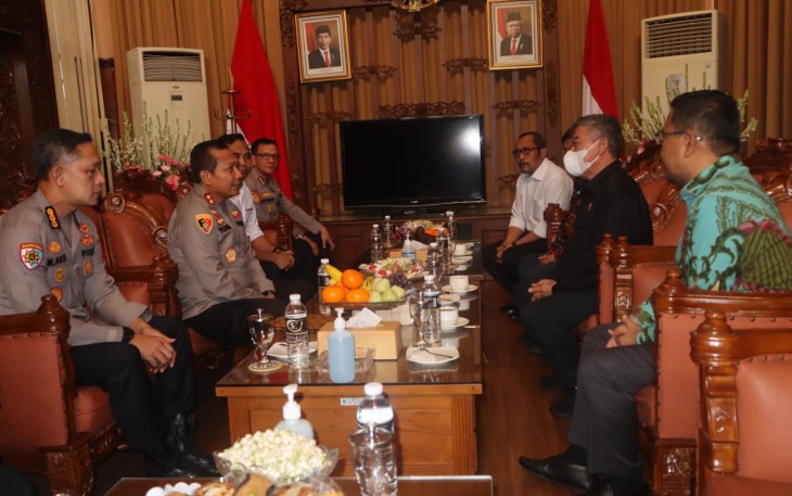 Kapolda Irjen Pol Toni Harmanto saat Silahturami ke DPRD Jatim