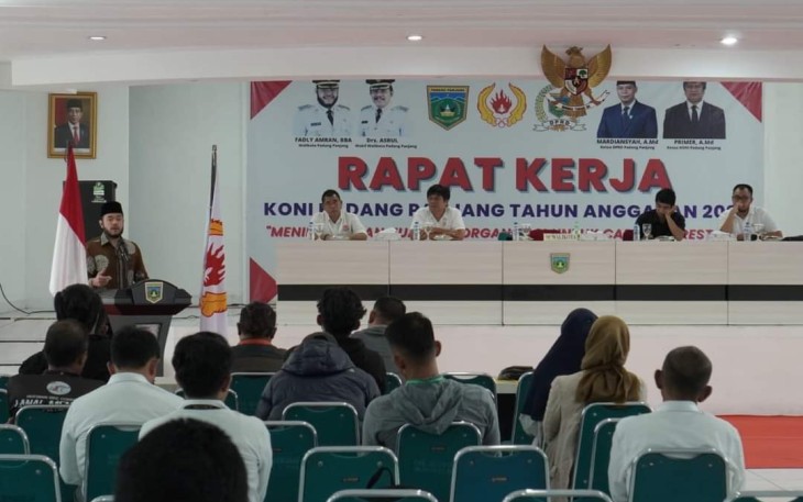 Wali Kota Padang Panjang Fadly Amran menegaskan, Padang Panjang tetap komit menjadi host pelaksanaan Porprov Sumbar 2023.
