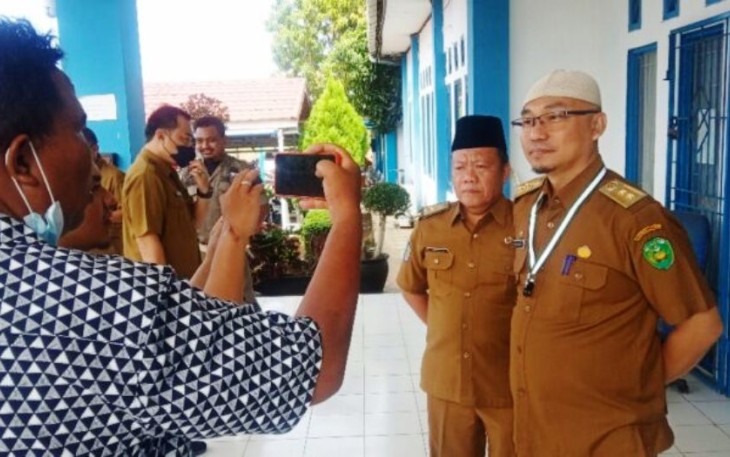 Kepala BPKAD Kota Bengkulu Yudi Susanda saat diwawancara usai apel perdana. Senin, 9 Mei 2022. Foto/Dok