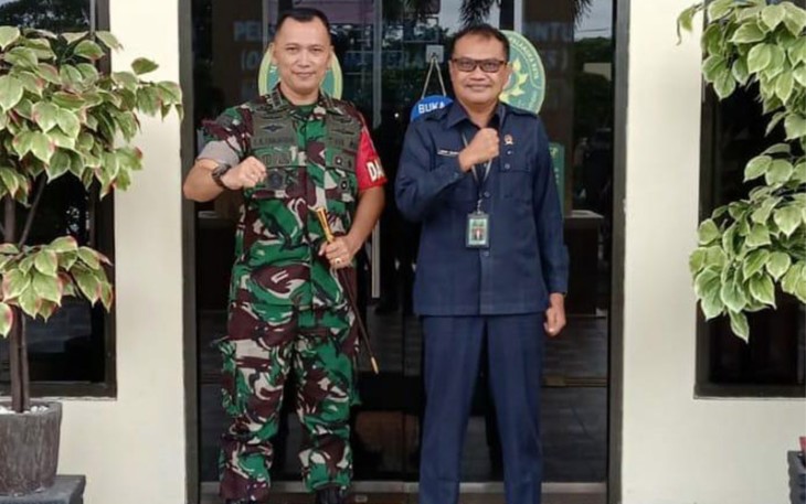 Dandim bersama Ketua Pengadilan Negeri Kota Palangka Raya 