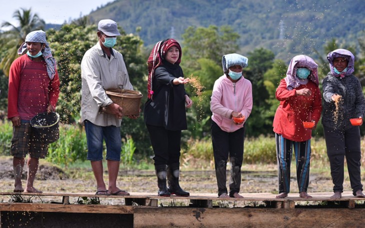 Puan Canangkan Program Dua Kali Tanam-Panen di Toba