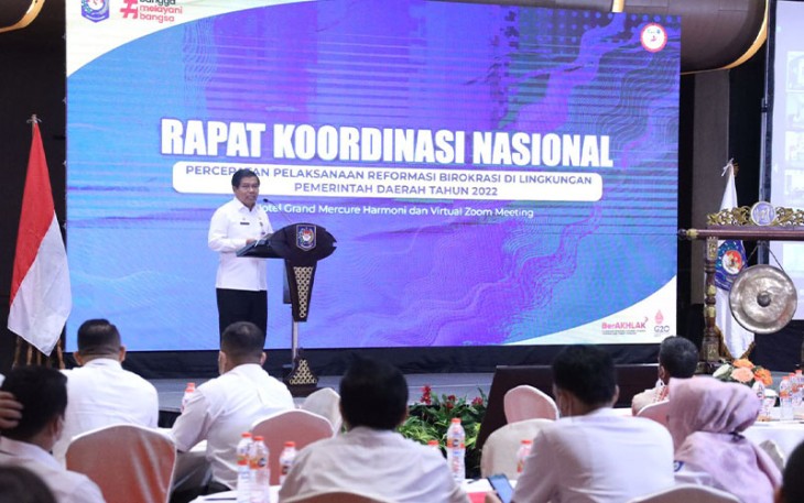 Sekjen Kemendagri Suhajar Diantoro dalam Rakornas di Hotel Mercure Harmoni, Jakarta, Rabu (28/9/2022).