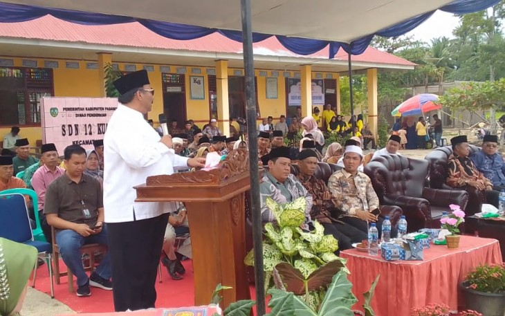 Bupati Benny saat Buka MTQ ke-51 Panti