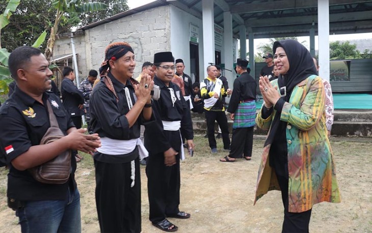 Dewi Ansar saat Silaturahmi ke PSHT Bintan