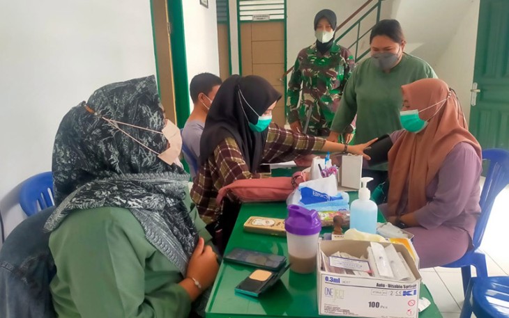 Poskesdim 0906/Kutai Kartanegara saat Gelar Serbuan Vaksinasi Lanjutan