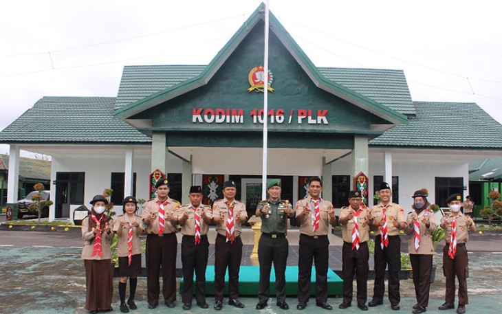 Dandim saat Buka Pelaksanaan Kemah Saka Wira Kartika Kodim 1016/Palangka Raya Angkatan X Tahun 2022 