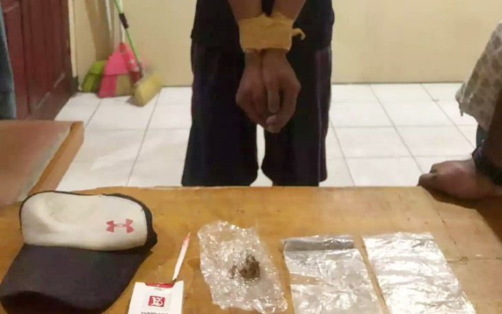 Tersangka dan barang bukti saat diamankan