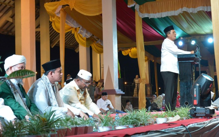 Antusias Masyarakat Karimun Banjiri Acara Tablig Akbar yang Dihadri Gubernur Kepri