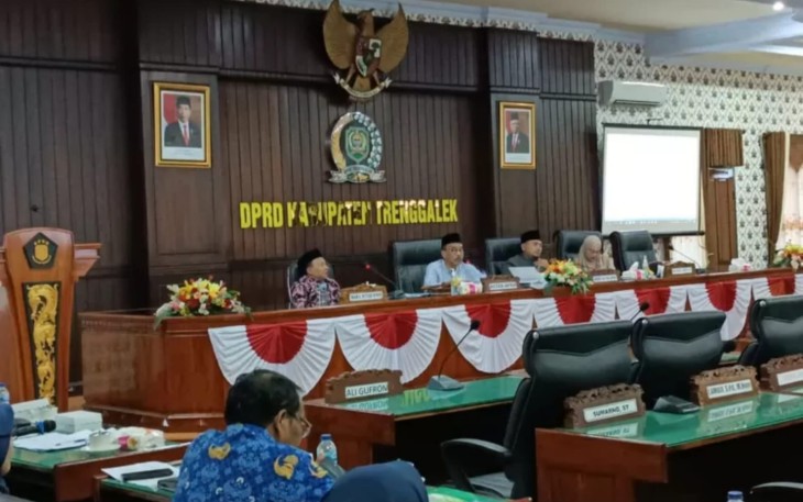 Situasi rapat banggar, di Graha Paripurna DPRD Kabupaten Trenggalek