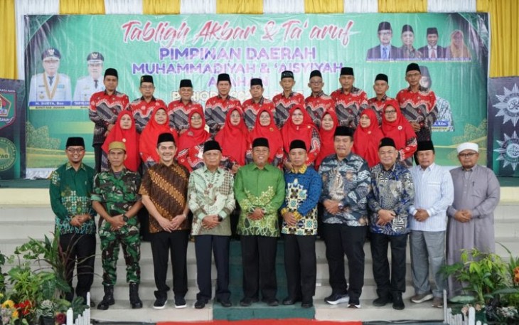 Bupati Surya Ikuti Tabligh Akbar dan Ta'aruf Muhammadiyah