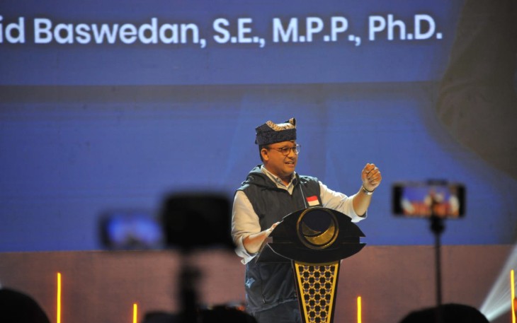  Anies Baswedan dalam Simfoni Kebangsaan yang digelar di Dyandra Convention Center, Surabaya, Jumat (17/3/2023) kemarin. 