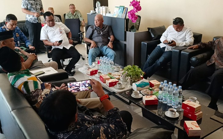 Kunjungan kerja Komisi B DPRD Jatim, di Instalasi Budidaya Perikanan Pasuruan, Kabupaten Pasuruan, Selasa 17 Oktober 2023.