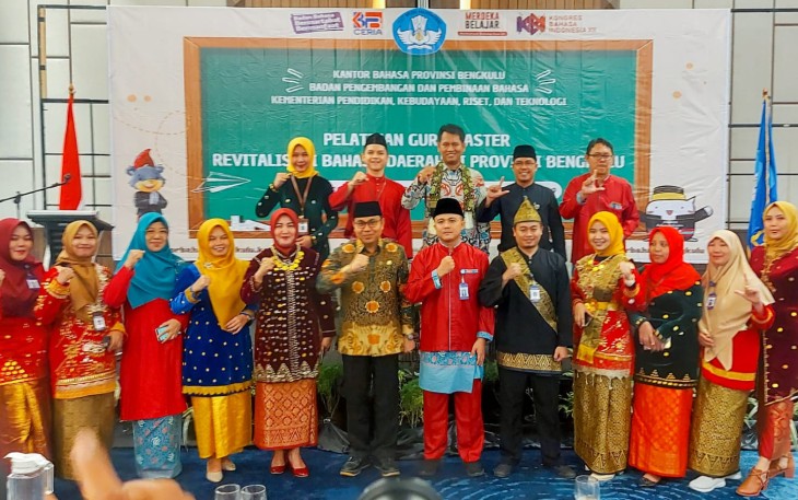Pelatihan Guru Master Revitalisasi Bahasa Daerah