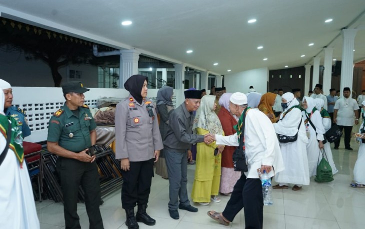Bupati Asahan Lepas 34 Jemaah Calon Haji Asahan Tahun 1444H/2023 M Tahap Ke-III