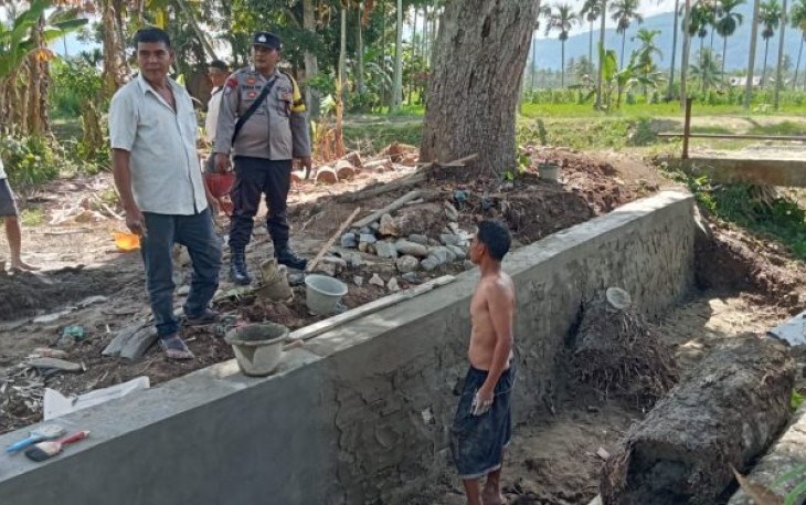 Berkat program Jumat Curhat Polres Tapsel, keinginan masyarakat untuk pelaksanaan rehab saluran air irigasi di Desa Sitampa Simatoras, Kecamatan Batang Angkola, Kabupaten Tapsel, akhirnya terlaksana.