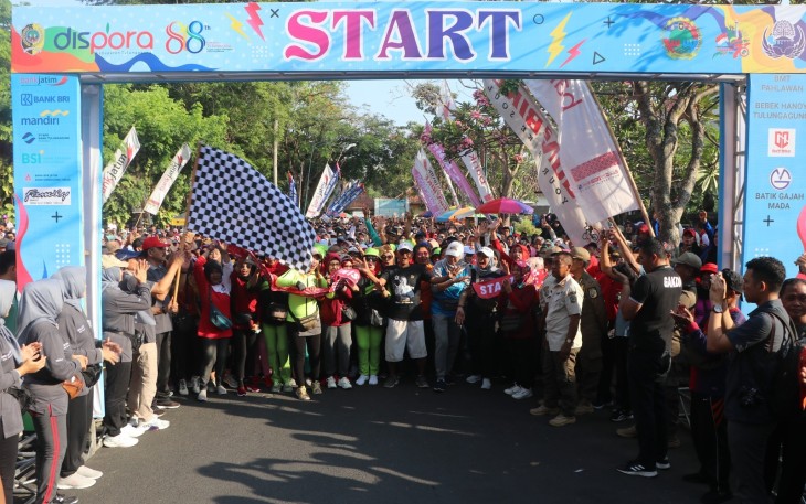 Kasdim Tulungagung Ikuti Jalan Sehat Hari Jadi Tulungagung ke-818