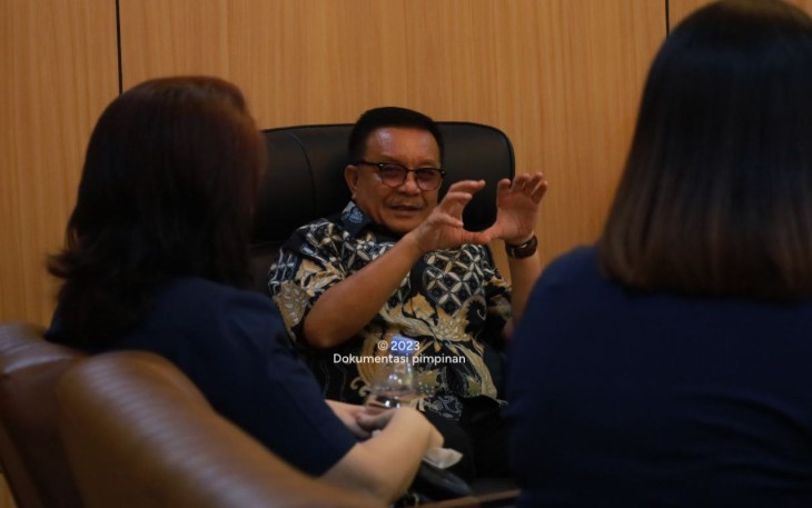 Walikota Bitung saat menggelar pertemuan bersama kepala BPJS Kesehatan KCU Manado