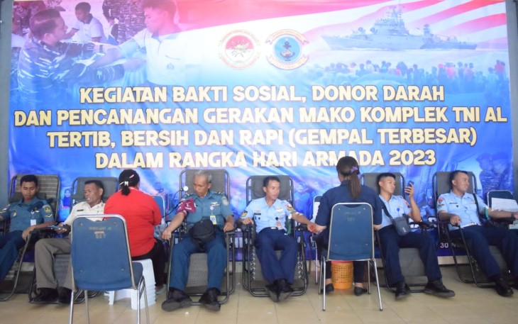 Prajurit Lanudal Kupang Ikuti Donor Darah Hari Armada Tahun 2023