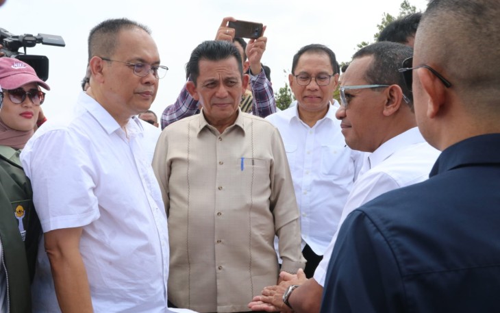 Gubernur Ansar saat Dampingi Menteri Bahlil Tinjau Kawasan Rempang Batam