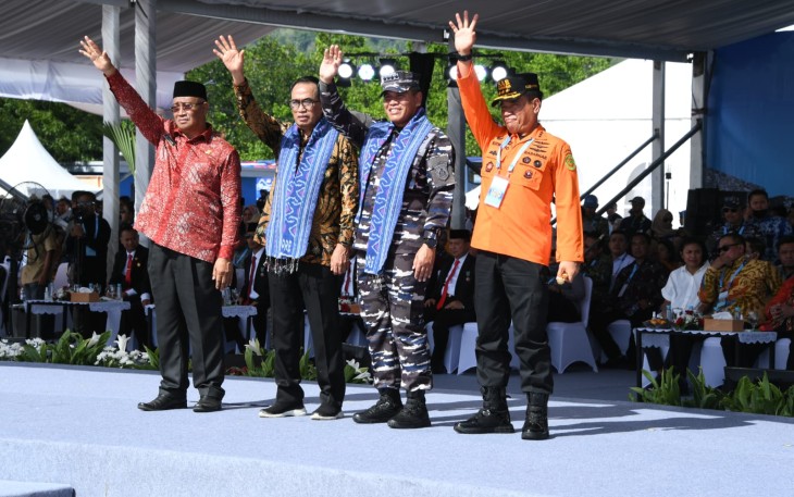 Komandan Kodiklatal (Dankodiklatal) Letjen TNI Marinir Nur Alamsyah, menghadiri Puncak Peringatan Hari Nusantara Tahun 2023 di Tidore