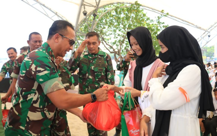  Korem 052/Wkr Bhakti Sosial Santunan Anak Yatim dan Yatim Piatu 