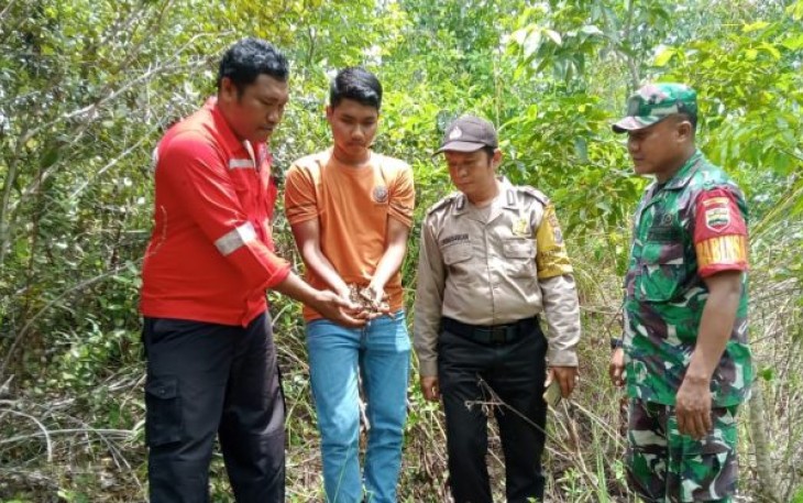 Guna mengantisipasi kebakaran Hutan dan Lahan (Karhutla), personel Polsek Padang Bolak gencar melakukan Patroli gabungan, Selasa (5/9/2023) pagi.