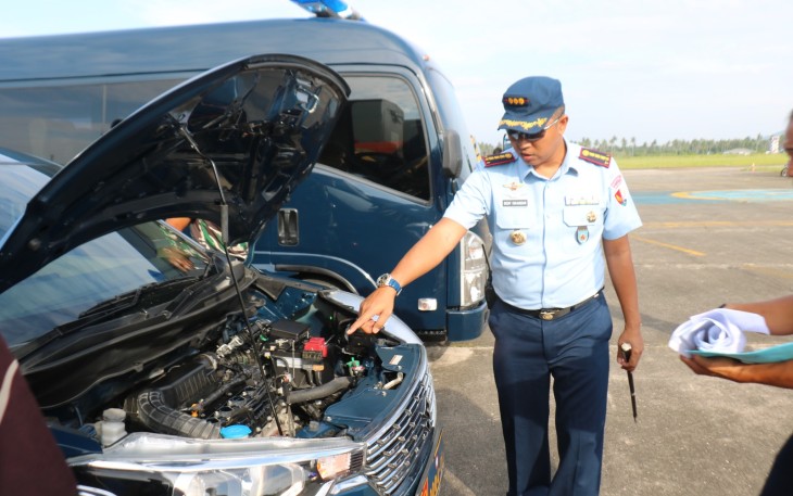 Danlanud RSA Kolonel Pnb Dedy Iskandar, S.Sos., M.M.S., M.Han Cek Kendaraan Dinas TNI AU 